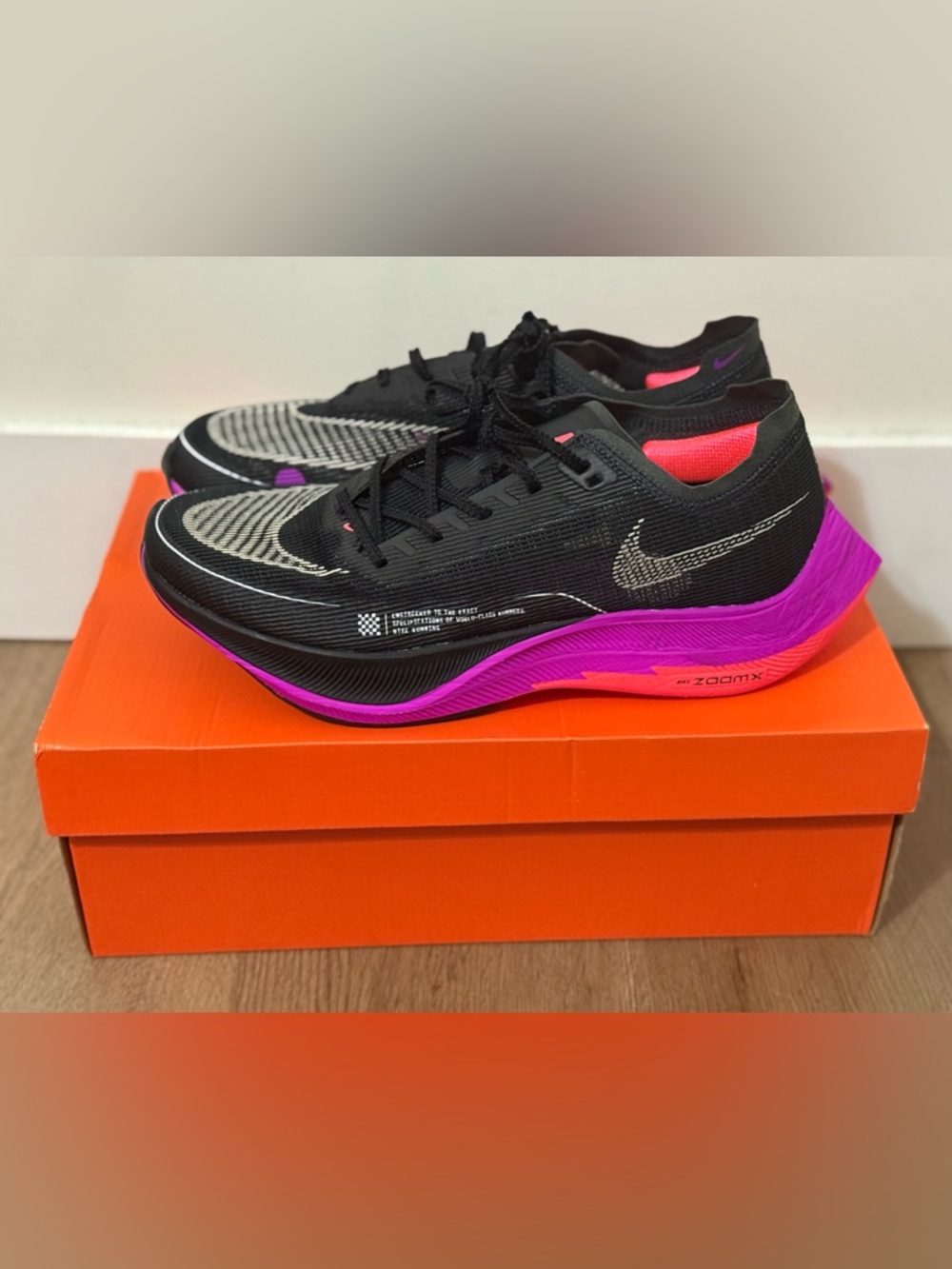 🔥 Nike ZoomX Vaporfly Next% 2 “Raptors” – Elite Racing Shoes – Brand New! 🔥 - Picture 6 of 7